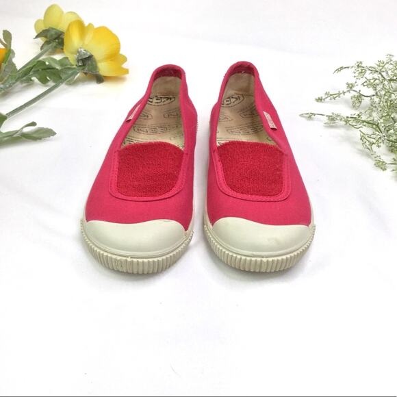 Keen Vulcanized Slip On Sneakers - Picture 4 of 9